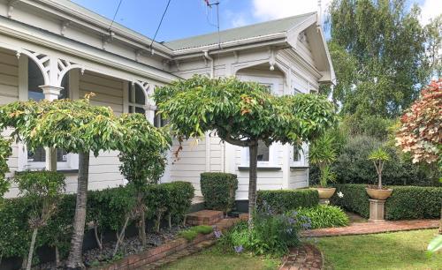 Cherry Gardens Villa, boutique city accommodation