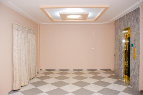 HOTEL PLATINUM - image 5