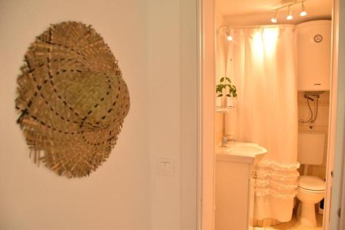 Apartment Mara - free parking - image 5