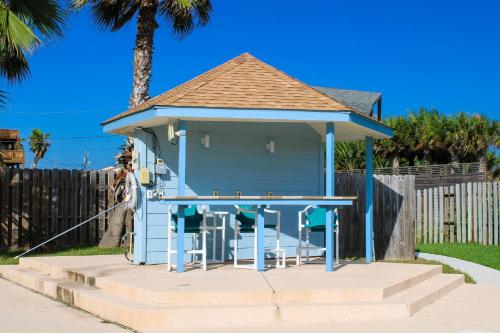 142 Sea Breeze Condo - image 2