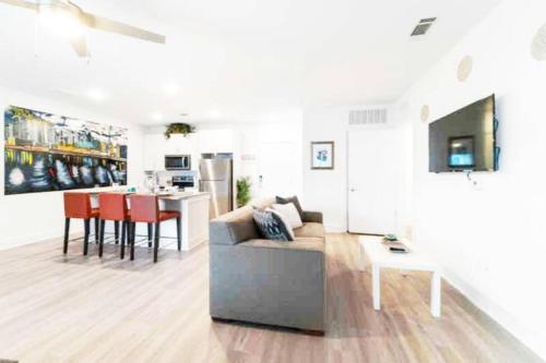 Dubai In Atlanta 30% Off Month Stay Kingbed Unit 1