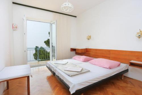 Rooms with a parking space Brela, Makarska - 17281, Brela (Foto 6)