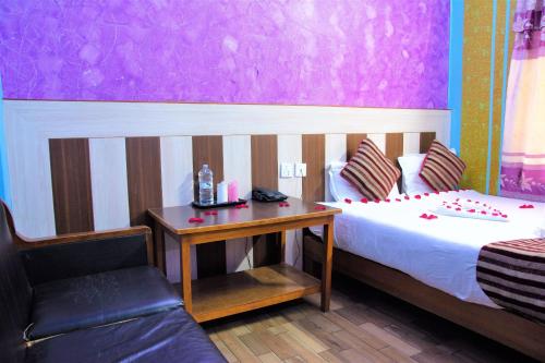 Hotel Middle Point Pvt Ltd – Pokhara, FL