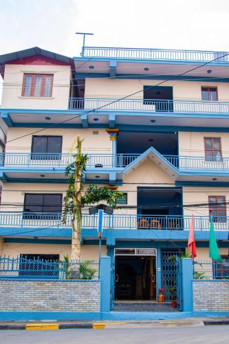 Hotel Middle Point Pvt Ltd – Pokhara, FL