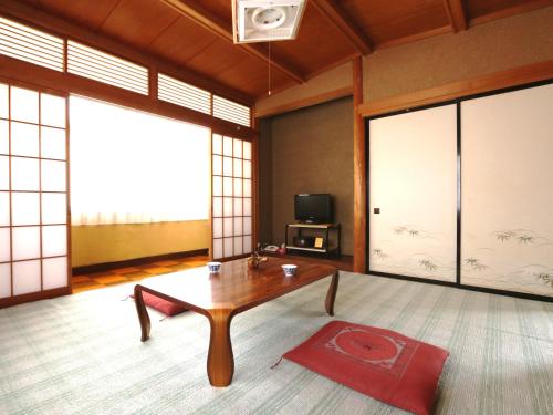 Japanese-Style Room