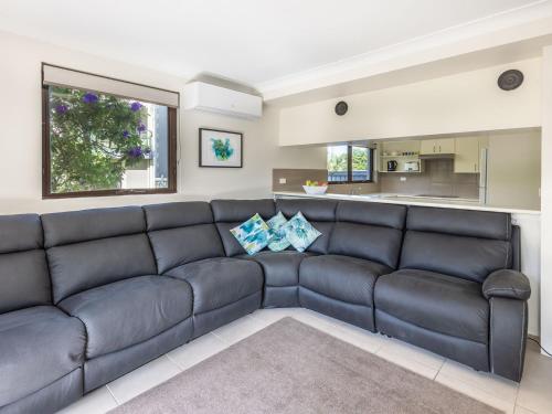 Carindale, 16 19-23 Dowling Street - Ground floor unit with foxtel, complex pool and tennis Court, Nelson Bay (fotografie 9)