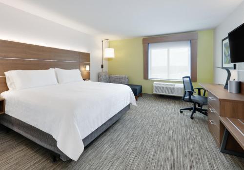 Holiday Inn Express & Suites San Antonio NW near SeaWorld, an IHG Hotel