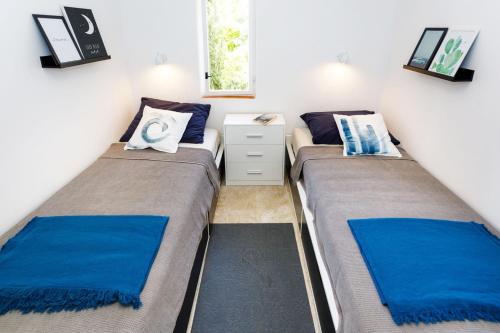 Apartment image 8