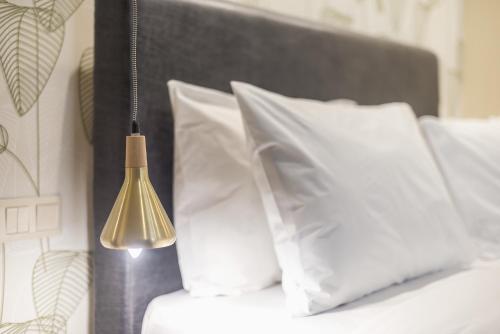 Athens Lights - image 10