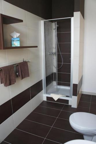 Double Room XL with Private Bathroom image 4