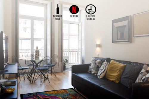 One-Bedroom Apartment with City View room in Mouzinho 226