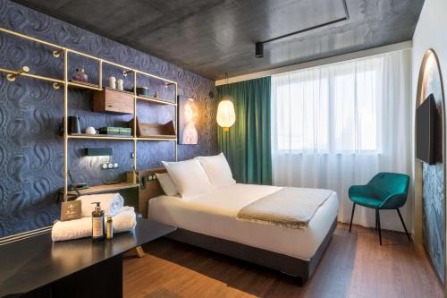 Aiden by Best Western Lorient Centre - image 10
