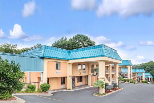 Super 8 by Wyndham Forest Park in Forest Park, Vereinigte Staaten von Amerika
