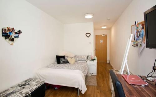 Relax By Mph, Cosy Ensuites In Cardiff Centre, , South Wales