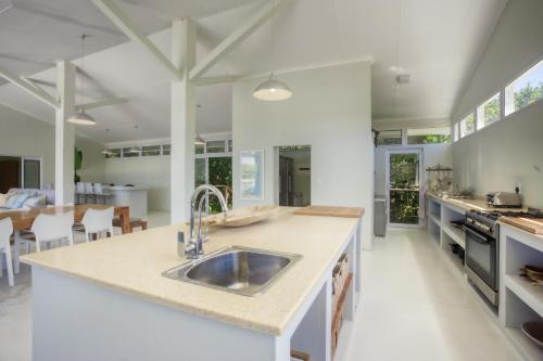 Kitchen, Kangela 4 in Zitundo