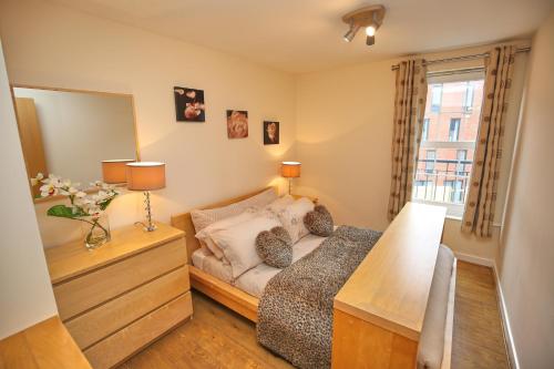 Edinburgh Pearl Apartments - Dalry Gait - image 11