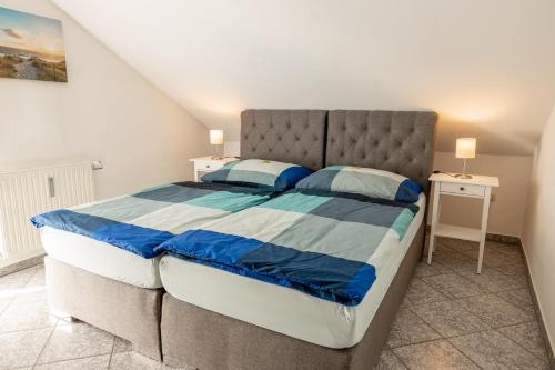 Ferienwohnung Burghausen in Unterneukirchen, Deutschland