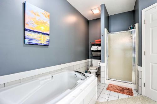 Panorama Waterfront Paradise Condo with Patio! - image 7