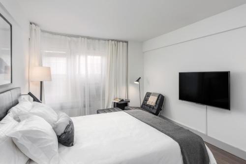 Sleek CWE Studio near BJC by Zencity - image 8