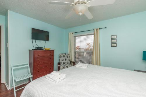 Beach View Retreat 343 by Padre Escapes - image 10