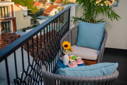 Hoi An Merrily De Art Hotel - 발코니/테라스