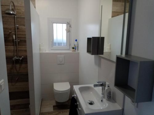 l'Eden naturiste écureuil (l'Eden naturiste ecureuil) in Challans