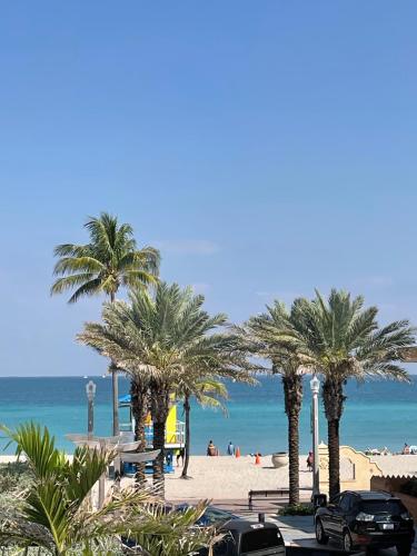 The Marlin Beachside - image 12