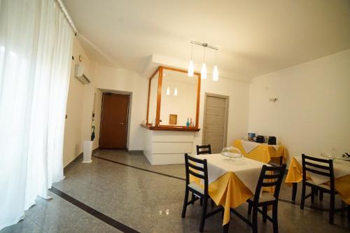 Central Home B&B - Piane Crati