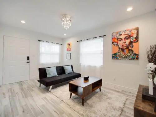 Modern Bayshore Home 46 in Tampa, USA