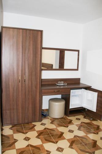 Hotel Corina - image 2
