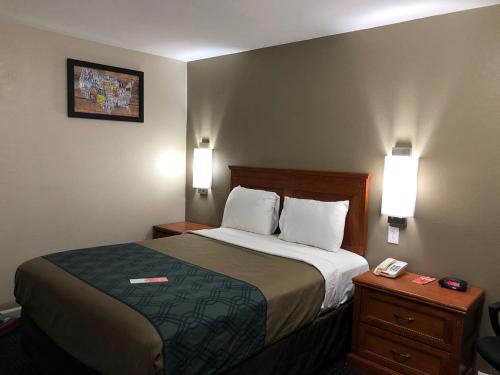 Econo Lodge Temple - image 8