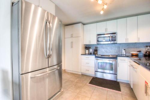 Beach House VII - image 4
