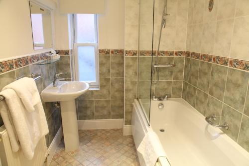 Dovecliff Hall Hotel Room Type - Standard Double Room