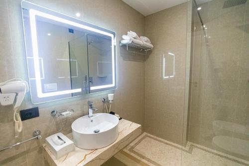 Kraal Hotel Vlore — Photo 2