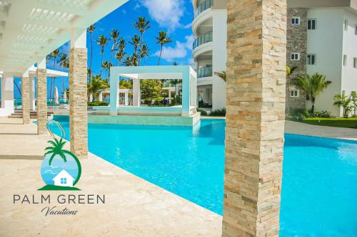 LUXURY & EXCLUISIVE OCEAN FRONT PLAYA CORAL PUNTA CANA