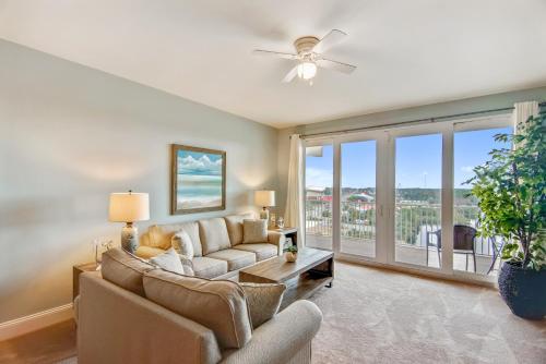 Laketown Wharf Resort #832 by Book That Condo - image 2