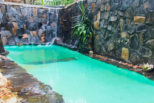 สระว่ายน้ำ, The Host Puerto Iguazú (The Host Puerto Iguazu) in เปอร์โต้ อิกัวซู
