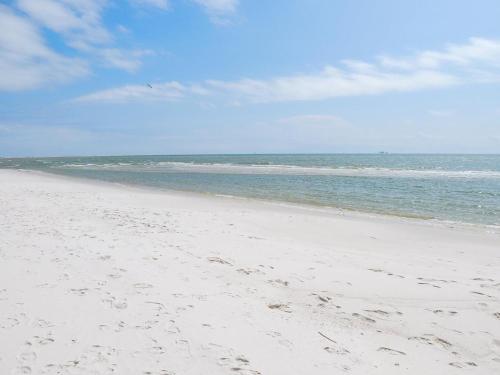 068 SeaCasa home - image 8
