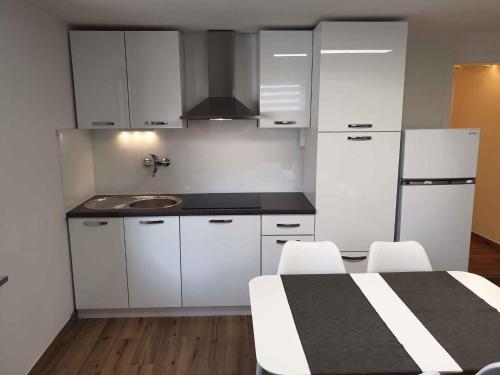 Apartment in Postojna 40241 - image 2