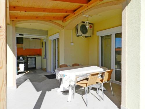 Apartment Darko - image 6