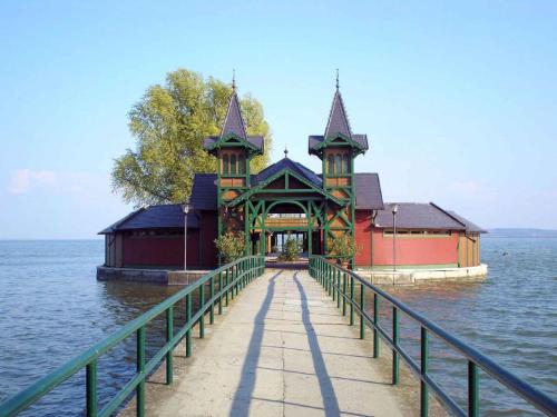 Holiday home in Keszthely/Balaton 39648 - image 9