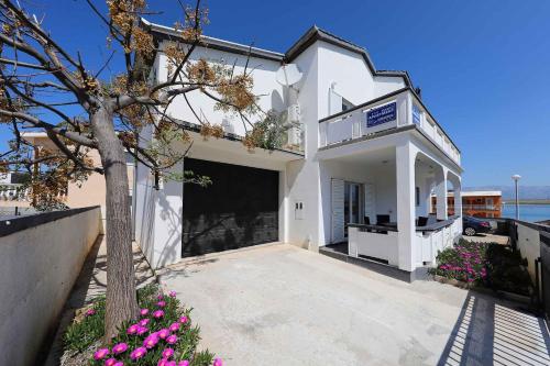 Apartment in Vir/Insel Vir 39477 