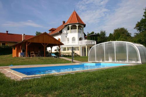 Holiday home Cserszegtomaj/Balaton 39729