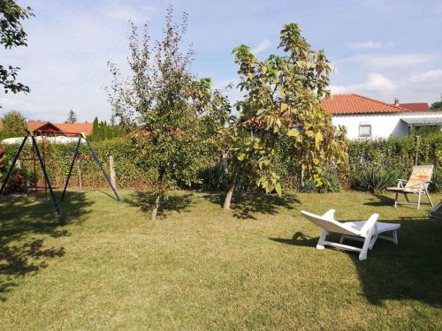 Holiday home in Balatonfenyves 38430 - image 3