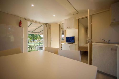 Mobilehomes in Sirmione/Gardasee 22177 - image 2