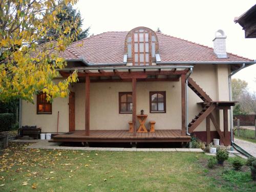  Holiday home in Balatonvilagos 31292, Pension in Balatonvilágos