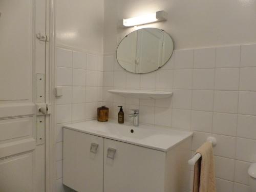 Appartement Pour 4 Personnes Avec Vue Sur Le Canal Du Lac Marin- Residence Du Lac - image 2