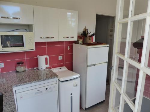 Appartement Pour 4 Personnes Avec Vue Sur Le Canal Du Lac Marin- Residence Du Lac - image 3