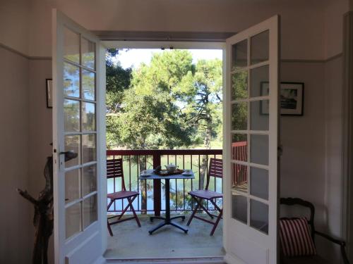 Appartement Pour 4 Personnes Avec Vue Sur Le Canal Du Lac Marin- Residence Du Lac - image 13