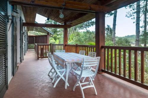 Villa Le Menez Avec Vue Sur Le Lac Marin Pour 10 Personnes - image 6